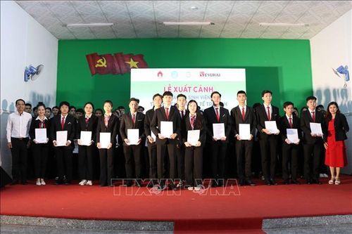 Hỗ trợ người lao động đi làm việc và học tập tại nước ngoài