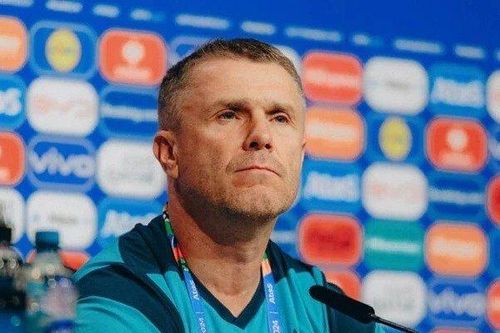Đội tuyển Ukraine lục đục nội bộ sau phát biểu của HLV trưởng