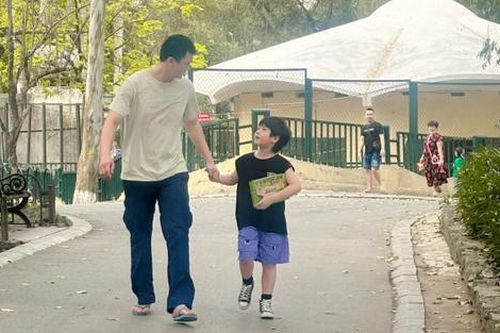 'Ông xã' Thu Quỳnh khoe con trai đáng yêu