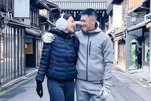 Công Vinh lên tiếng về tin đồn ly dị với Thủy Tiên