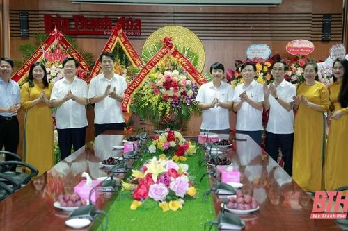 Đồng chí Trưởng Ban Tuyên giáo Tỉnh ủy Đào Xuân Yên thăm, chúc mừng Báo Thanh Hóa