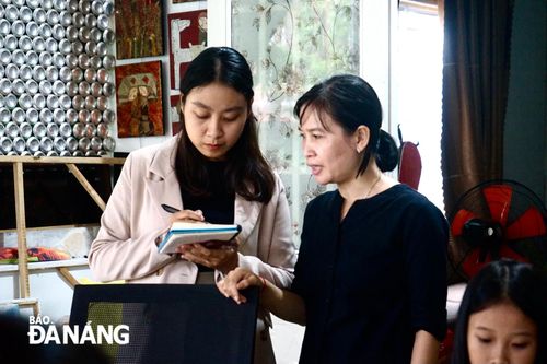 Vào nghề với mảng đề tài xây dựng Đảng