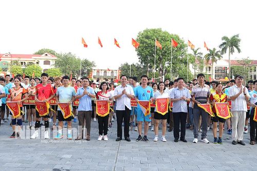 Khai mạc Giải Bóng chuyền hơi huyện Yên Mô năm 2024