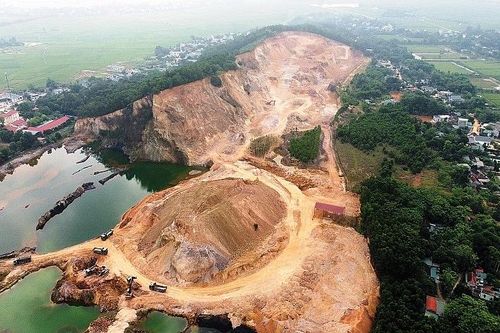 Thanh Hóa: Yêu cầu Công ty Việt Lào tạm dừng hoạt động khai thác mỏ đất làm vật liệu xây dựng