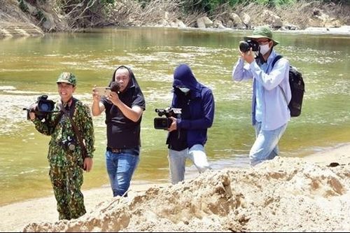 Để phóng viên thường trú giữ tâm, giữ 'lửa nghề'
