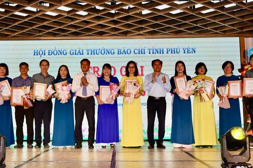 Phóng viên Báo CAND đoạt giải C Giải thưởng báo chí Phú Yên