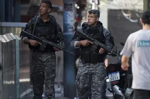 Brazil: Nổ súng hàng loạt tại quảng trường, 7 người thiệt mạng