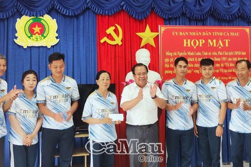 Khích lệ tinh thần thí sinh tham dự Hội thi nghiệp vụ phòng cháy chữa cháy năm 2024