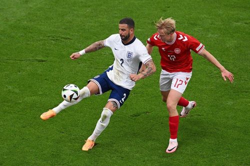 Tốc độ cực khủng của Kyle Walker: 34 tuổi vẫn chạy tốt