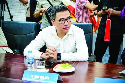 Chuyển thông tin thành tri thức: Báo chí, truyền thông phải vượt lên chính mình