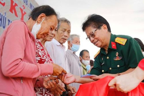Đại tá - Nhà báo Trần Thế Tuyển: Cả cuộc đời đau đáu với nghiệp cầm bút
