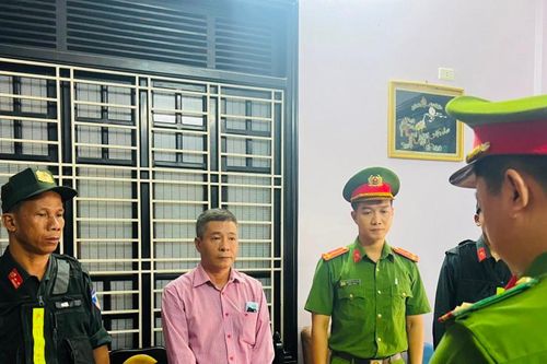 Cựu Giám đốc CDC Thừa Thiên - Huế và thuộc cấp chiếm đoạt hơn 1 tỷ đồng phí tiêm chủng vaccine