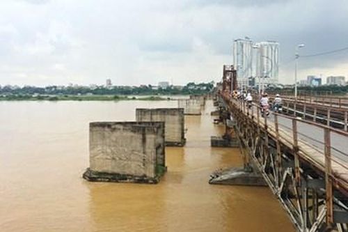 Hà Nội chủ động các phương án phòng chống sạt lở khi nước sông Hồng, sông Đà dâng cao