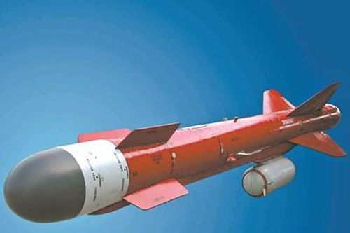 Xu hướng phát triển của máy bay không người lái và các loại vũ khí mang theo