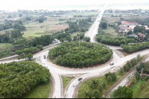 Nút giao cầu Vĩnh Thịnh, Sơn Tây mất an toàn giao thông và mỹ quan: Bao giờ mới giải quyết?