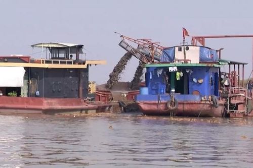 Sông Hồng đã không còn đẹp như trong thơ ca…