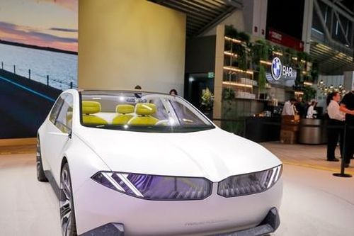BMW hé lộ mẫu sedan điện tăng tốc nhanh nhất lịch sử thương hiệu