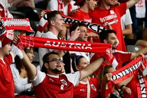 CĐV nguy kịch khi ăn mừng bàn thắng ở EURO 2024