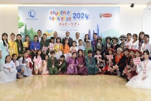 Acecook Việt Nam mang niềm vui và trải nghiệm cho các em nhỏ có hoàn cảnh khó khăn