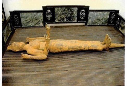 Tiếp nhận cổ vật quý hiếm tượng đồng Nữ thần Durga từ Vương quốc Anh