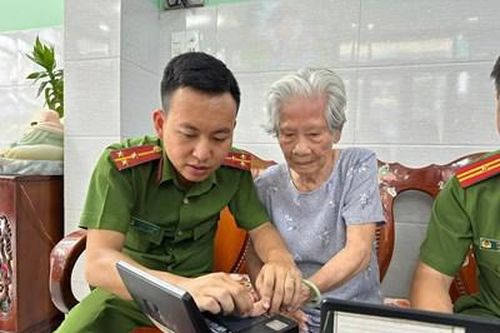 Quy định về mẫu thẻ căn cước, mẫu giấy chứng nhận căn cước