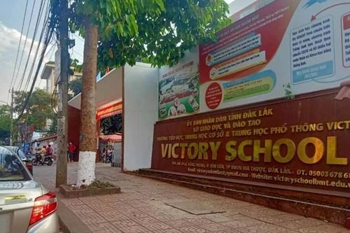 Nữ sinh ở Đắk Lắk bị hủy kết quả tuyển sinh vào lớp 10 vì nộp học phí chậm 2 ngày
