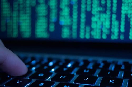 Anh: Rò rỉ dữ liệu y tế sau cuộc tấn công mạng vào hãng xét nghiệm máu Synnovis