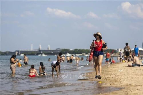 Nắng nóng gay gắt tiếp tục bao trùm nhiều khu vực tại Mỹ