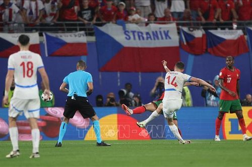 EURO 2024: Các cầu thủ Séc 'lên dây cót tinh thần' trước trận gặp Gruzia
