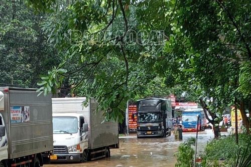 Bảo Thắng: Mưa to gây ngập Quốc lộ 4E và một số điểm dân cư