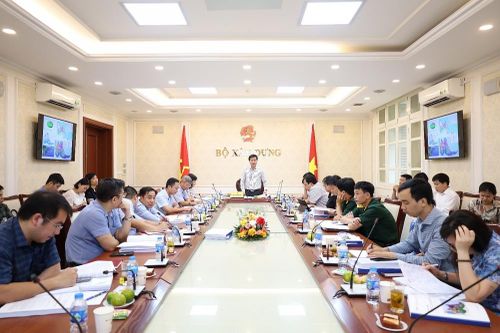 Đánh giá kỹ lợi thế và mối quan hệ vùng của Khu kinh tế Chân Mây - Lăng Cô