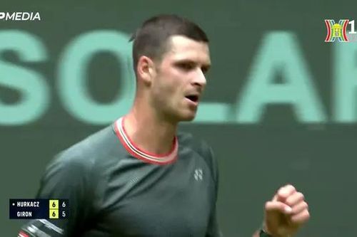 Hurbert Hurkacz giành vé đi tiếp tại Halle Open 2024