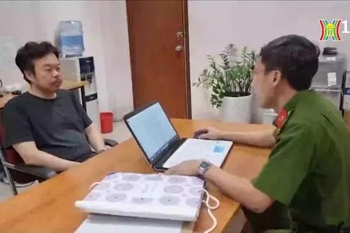 Triệt phá đường dây thao túng thị trường chứng khoán