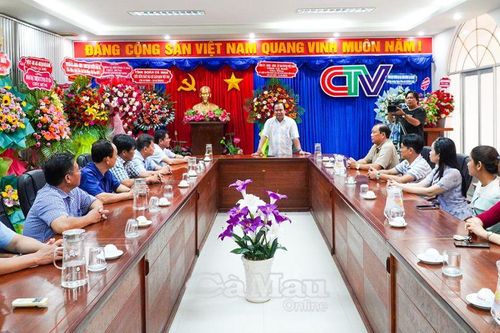 Lãnh đạo tỉnh thăm Đài Phát thanh – Truyền hình Cà Mau