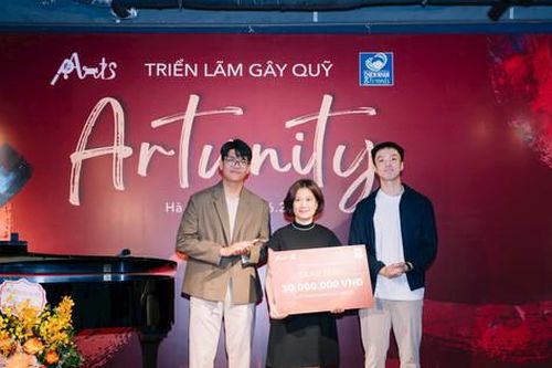 Triển lãm tranh gây quỹ từ thiện