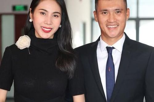 Hôn nhân 10 năm của Thủy Tiên - Công Vinh: Từng xin giấy bút viết đơn ly hôn và cái kết bất ngờ từ người trong cuộc
