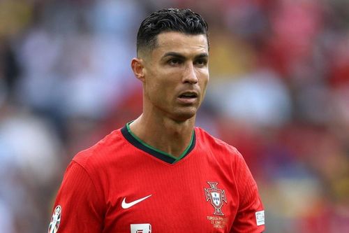 Ronaldo đi vào lịch sử EURO