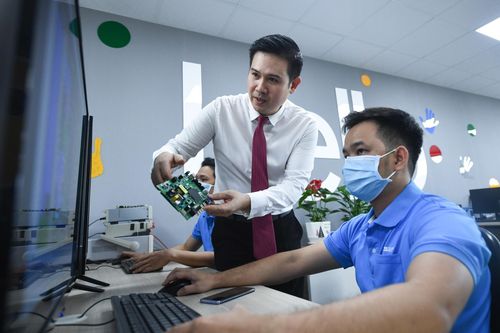 Chân dung nguyên Chủ tịch Asanzo Phạm Văn Tam trước khi bị khởi tố