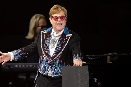 Phim tài liệu về Elton John ra mắt tại LHP Toronto