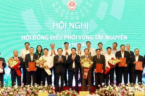 Xây dựng cơ chế, chính sách đặc thù phát triển vùng Tây Nguyên