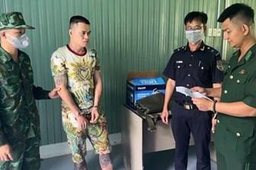 Đồn Biên phòng cửa khẩu Mỹ Quý Tây bắt giữ thành công đối tượng bị truy nã
