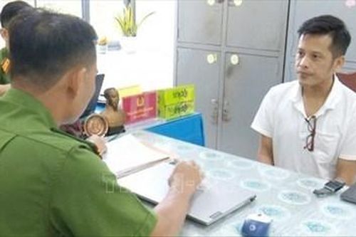 Bắt giám đốc kinh doanh lừa đảo chiếm đoạt tài sản