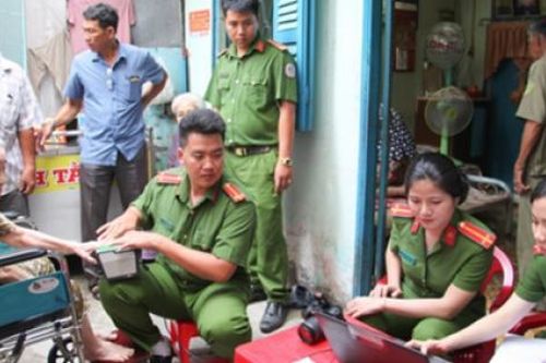 Thực hiện cấp thẻ căn cước mới ngay tại nhà cho những người già yếu, khuyết tật