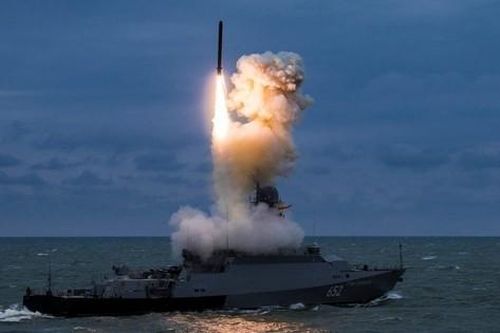 Hải quân Nga khai hỏa tên lửa hành trình Kalibr từ Biển Azov