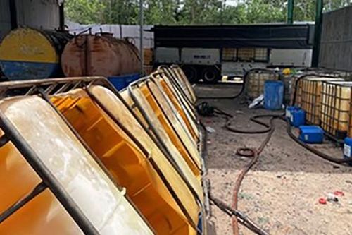 Phát hiện cơ sở tái chế nhớt thải nguy hại quy mô lớn ở Bình Thuận