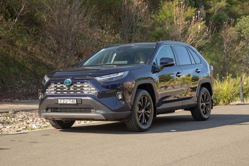 Top 10 xe SUV bán chạy nhất thế giới: Toyota RAV4 dẫn đầu, Mazda CX-5 bét bảng