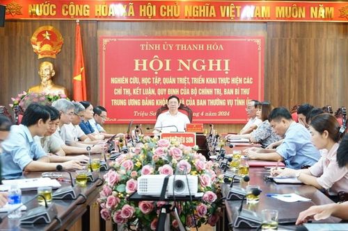 Đổi mới việc học tập, quán triệt nghị quyết: Cách làm ở Triệu Sơn