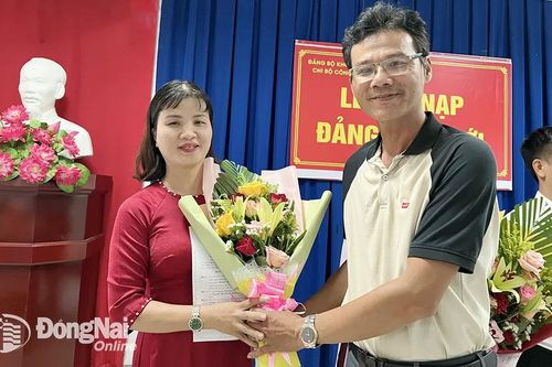 6 tháng đầu năm 2024, toàn tỉnh kết nạp hơn 1 ngàn đảng viên