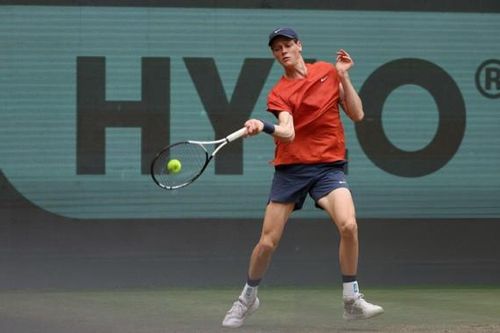 ATP 500 Halle: Tay vợt Trung Quốc Zhang ZhiZhenz không thể vượt qua số 1 thế giới Sinner