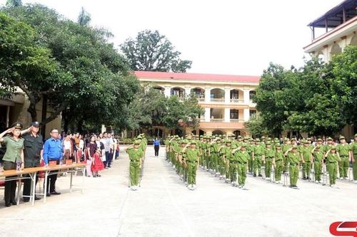 Chương trình 'Học làm chiến sĩ công an'